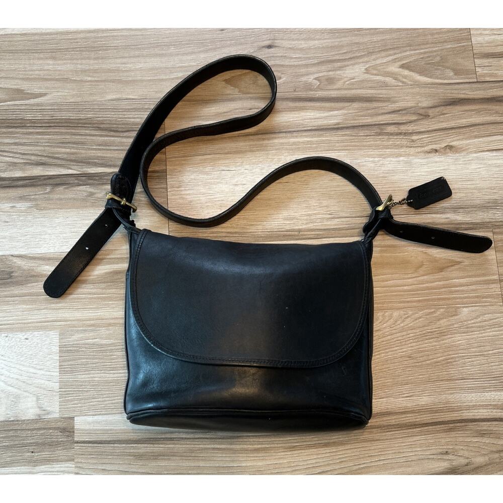 VTG Coach Fletcher 4150 Black Leather Flap Shoulder Crossbody Bag Minimalist Y2K